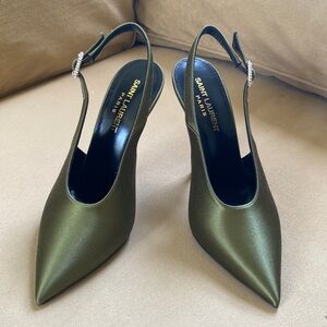 Saint Laurent slingback pumps in Silk satin